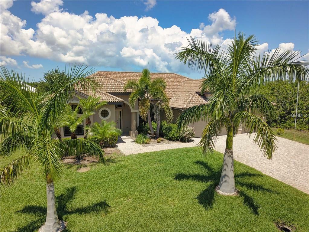 Property Photo: 8283 Tracy Circle FL 33981