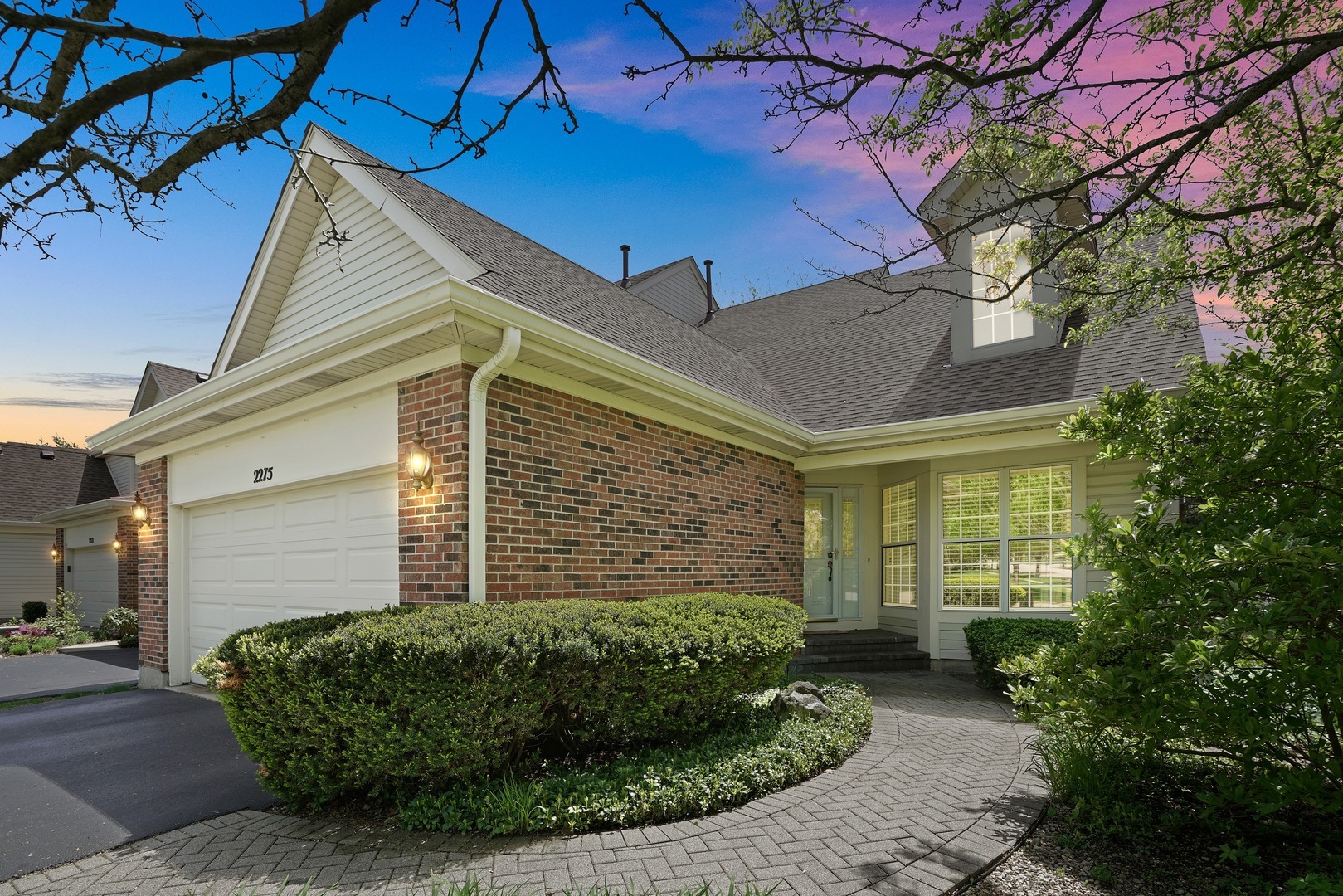 Property Photo: 2275 Seaver Lane IL 60169