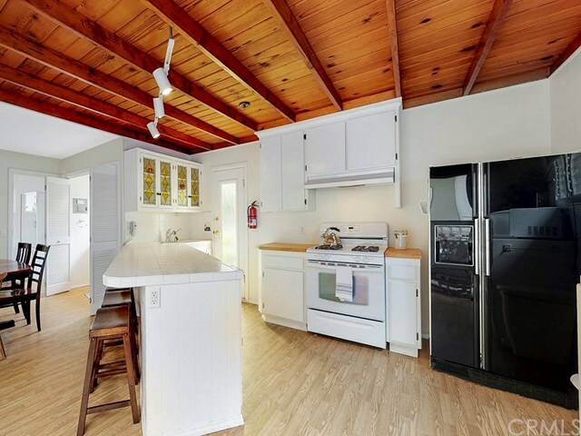 Property Photo:  3519 Studio Drive  CA 93430 