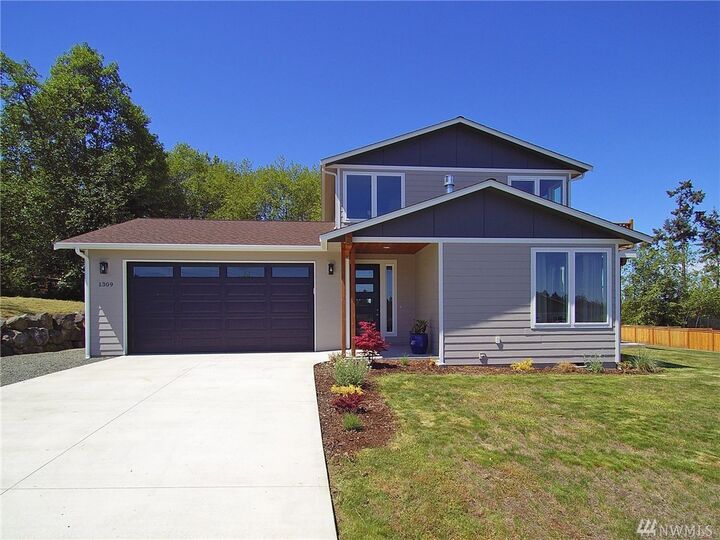 Property Photo: 1309 Morning Ct WA 98362