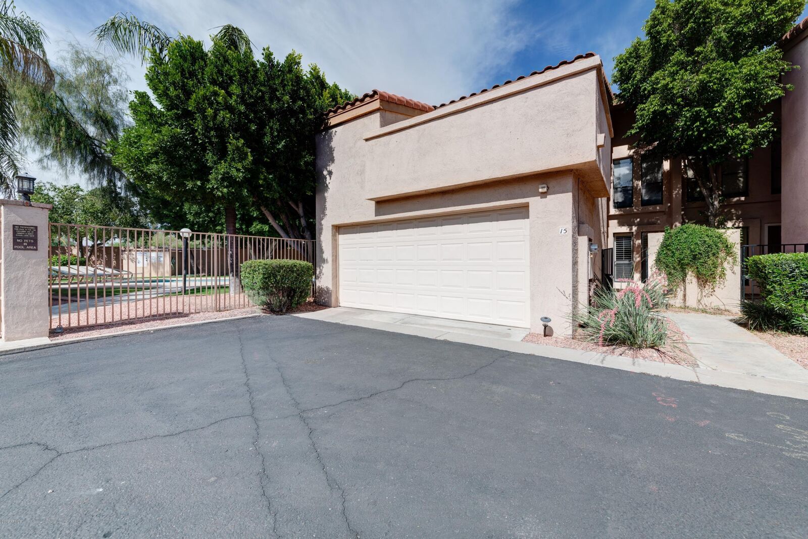 Property Photo:  1920 E Maryland Avenue 15  AZ 85016 