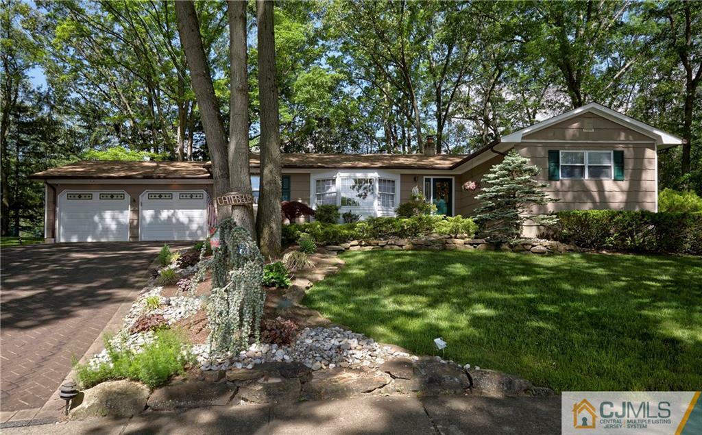 Property Photo: 6 Crestwood Court NJ 08884