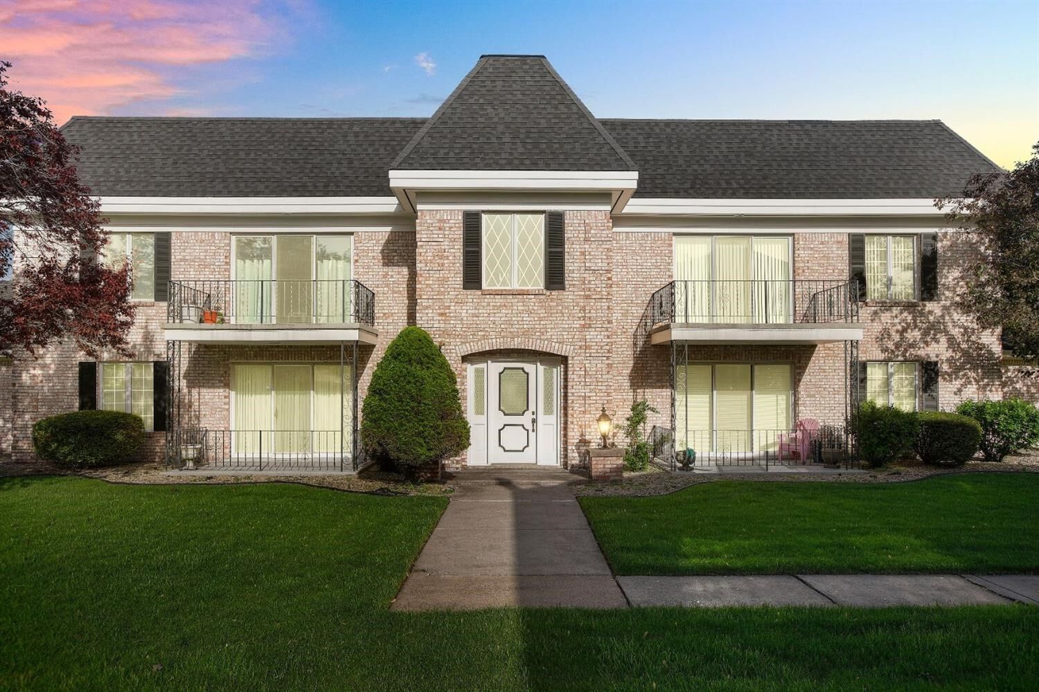 Property Photo: 1405 Brookside Drive R-1 IN 46321