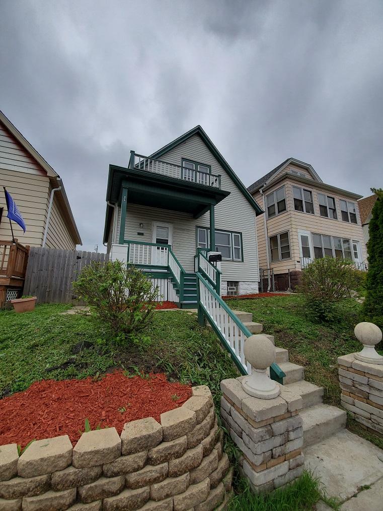Property Photo: 1551 S 31st St WI 53215