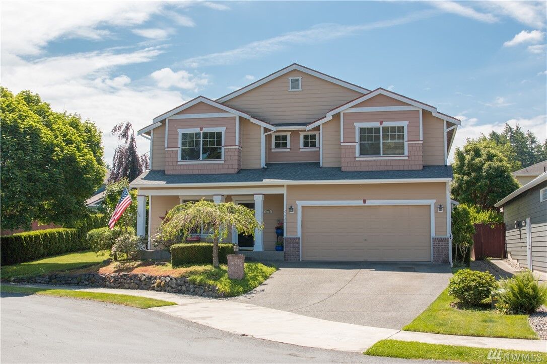 Property Photo: 6620 83rd St E WA 98371