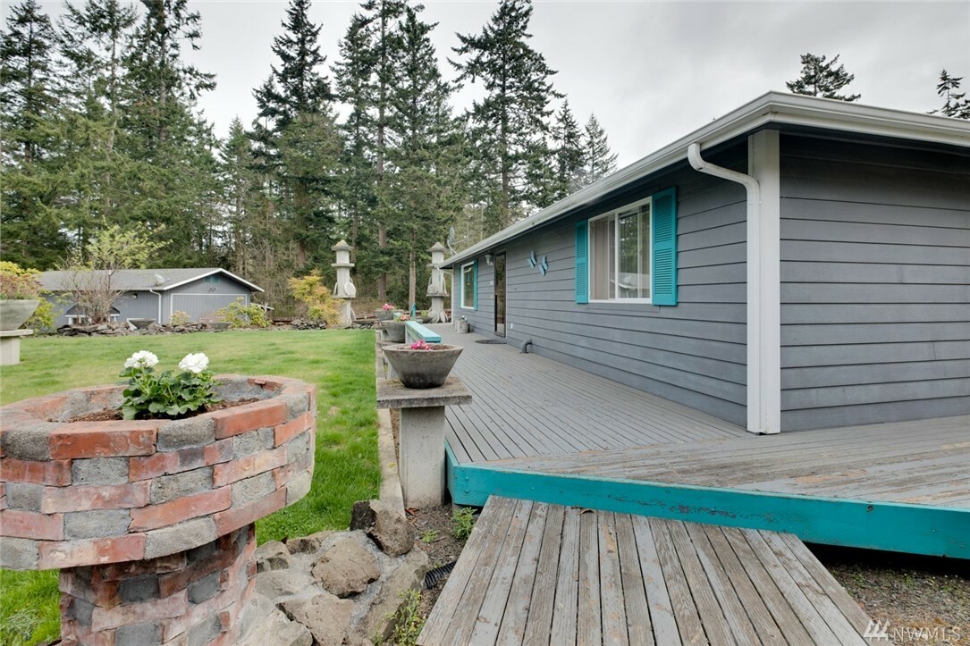 Property Photo:  51 Arcadia West  WA 98368 