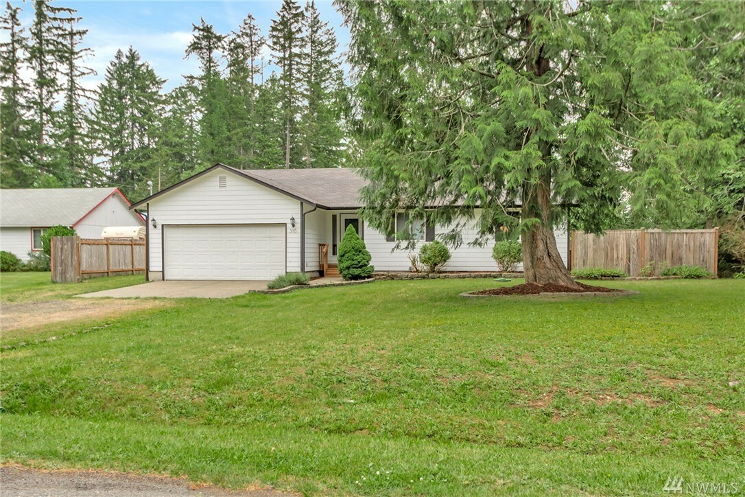 Property Photo: 310 E Timberlake Dr WA 98584