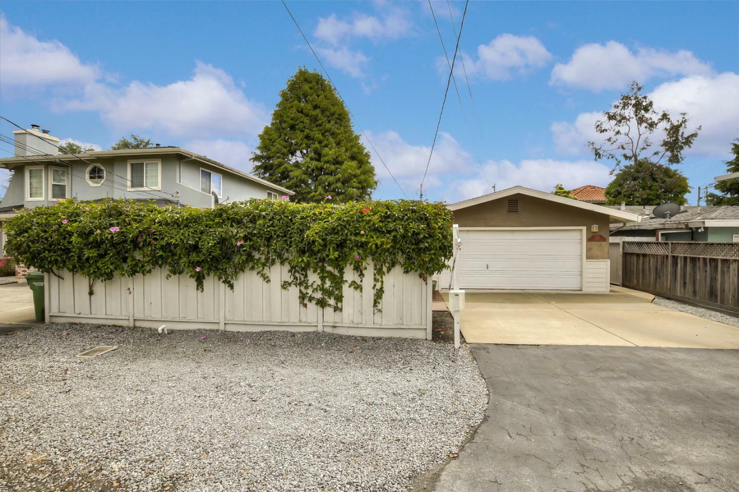 Property Photo:  121 Seacliff Drive  CA 95003 