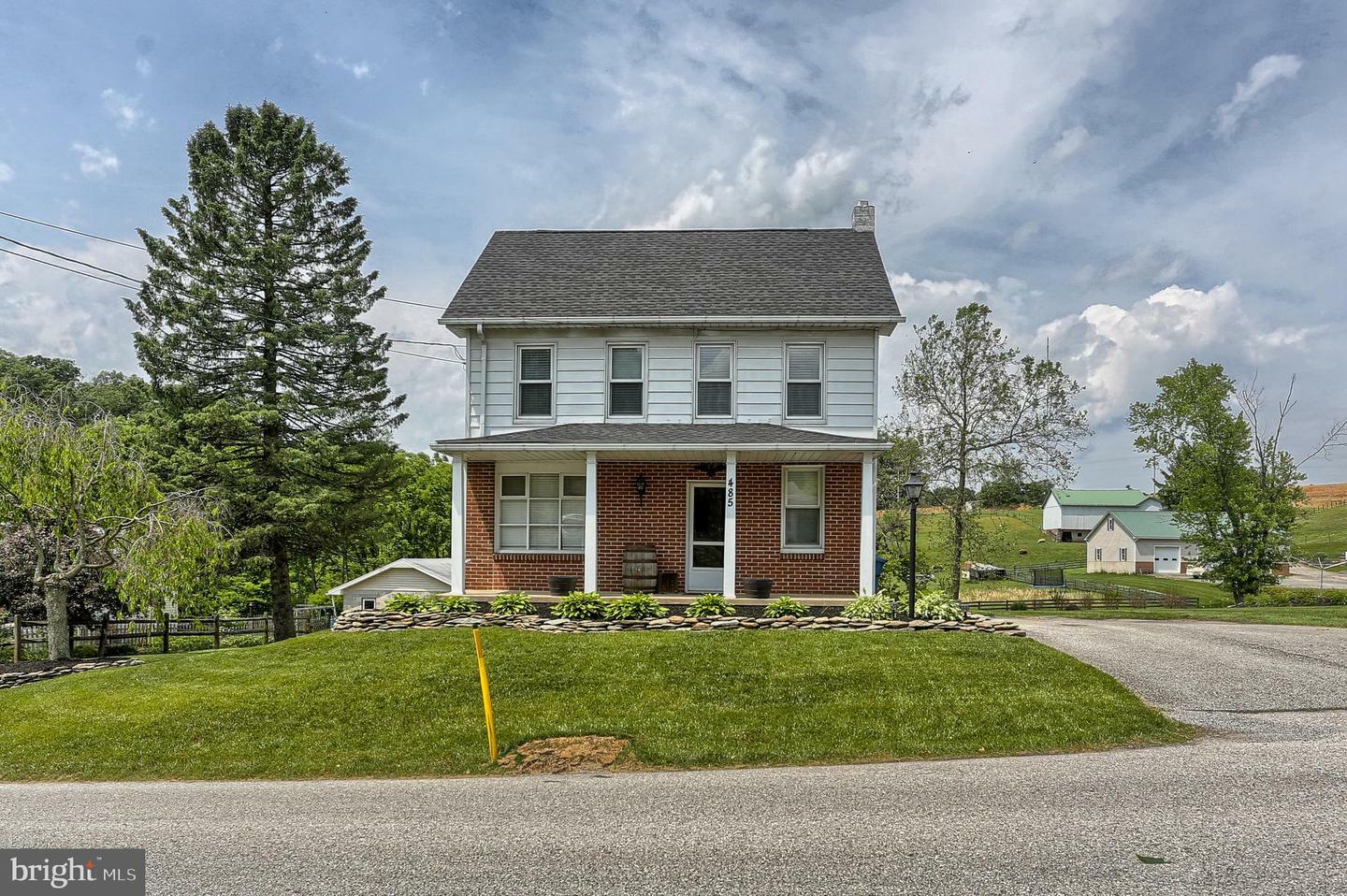 Property Photo:  485 Springvale Road  PA 17356 