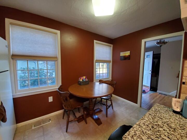 Property Photo:  14 Governor Square 14  NH 03458 