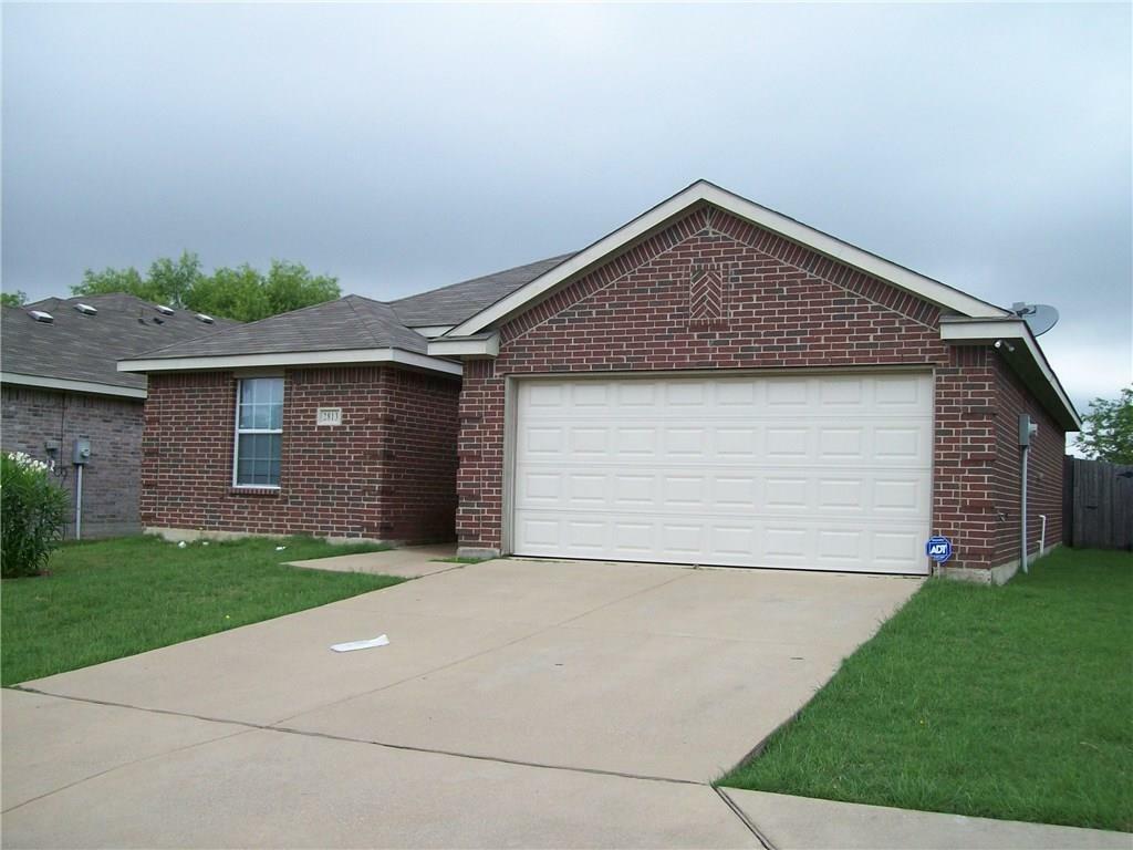 Property Photo:  2813 Lonesome Dove Lane  TX 75237 