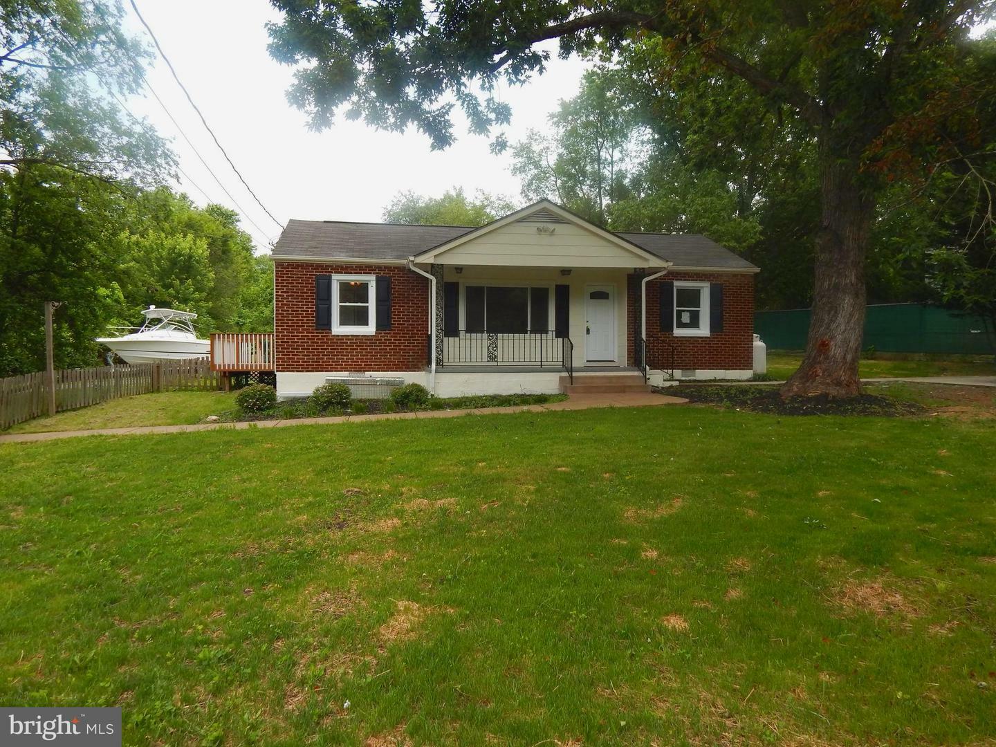 Property Photo:  9022 Rugby Rd  VA 20111 