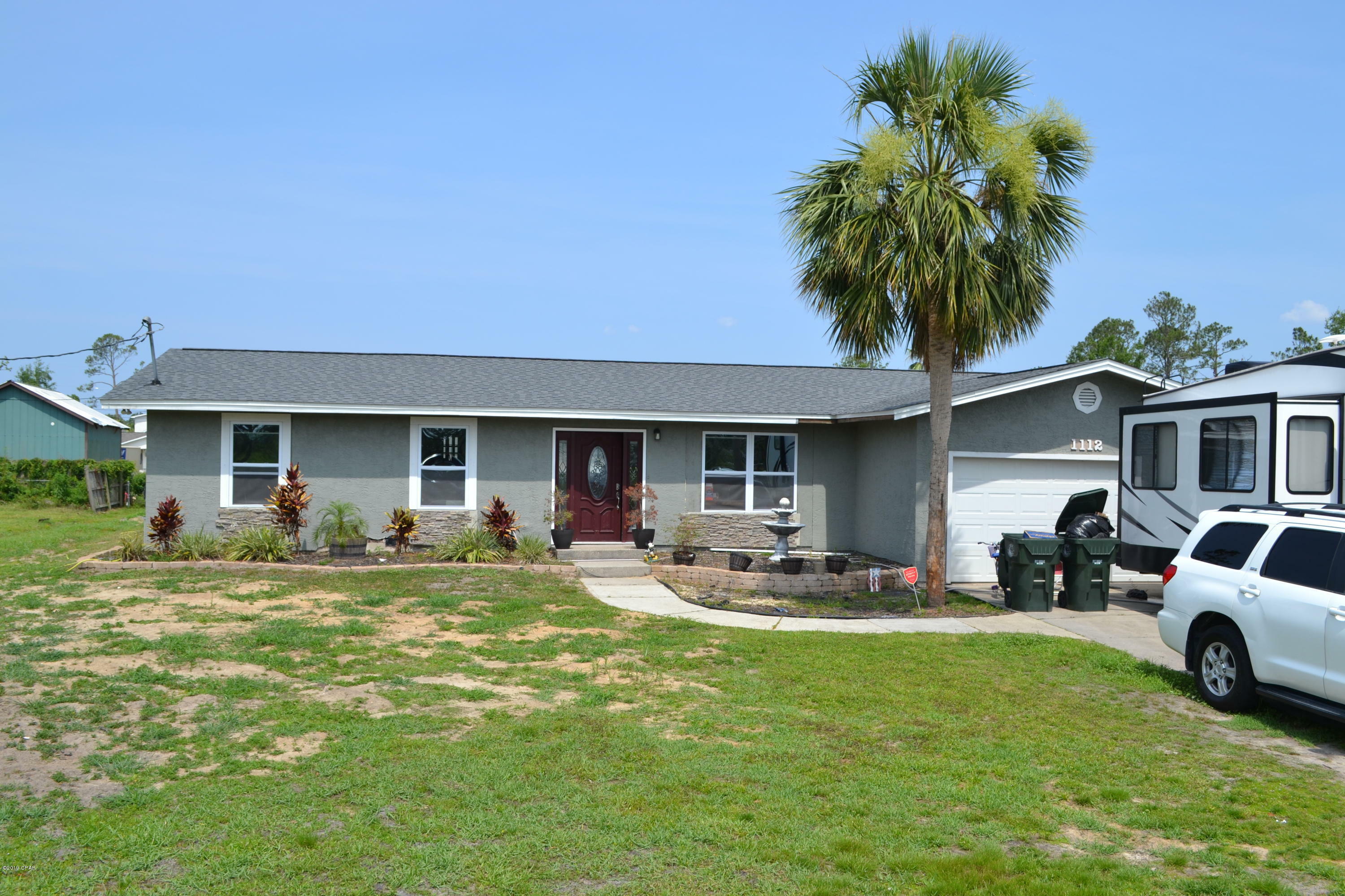 Property Photo: 1112 New Hampshire Avenue FL 32444
