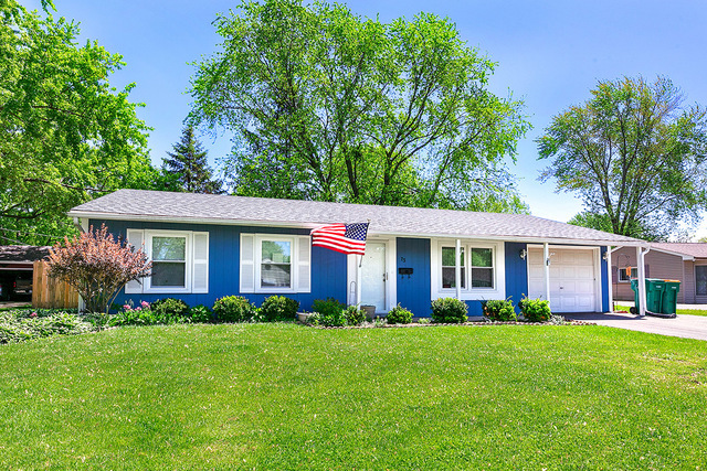 Property Photo:  73 Stratford Road  IL 60538 