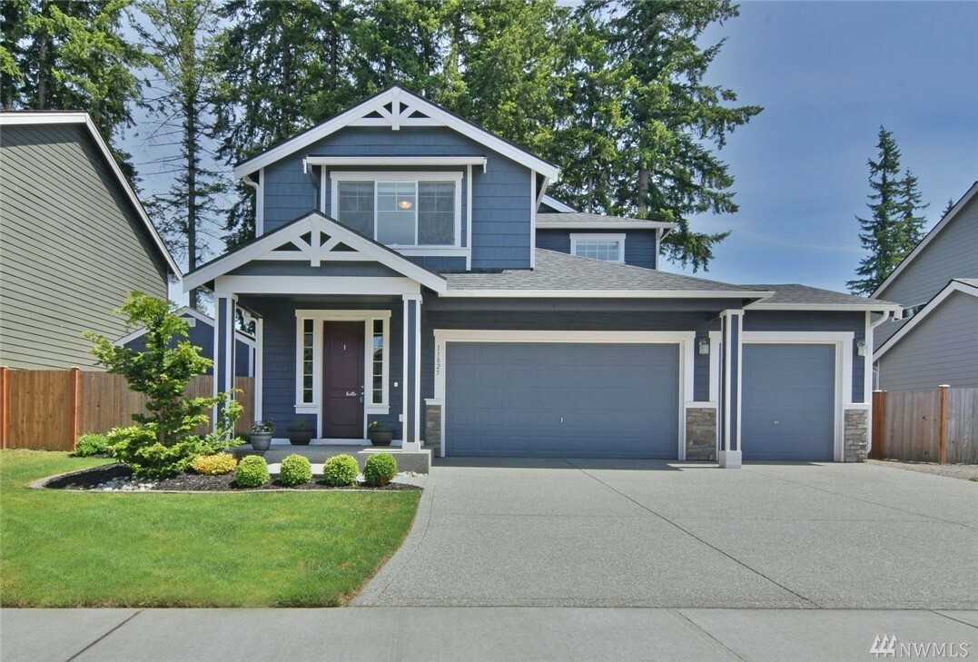 Property Photo: 11825 47th Ave NE WA 98271