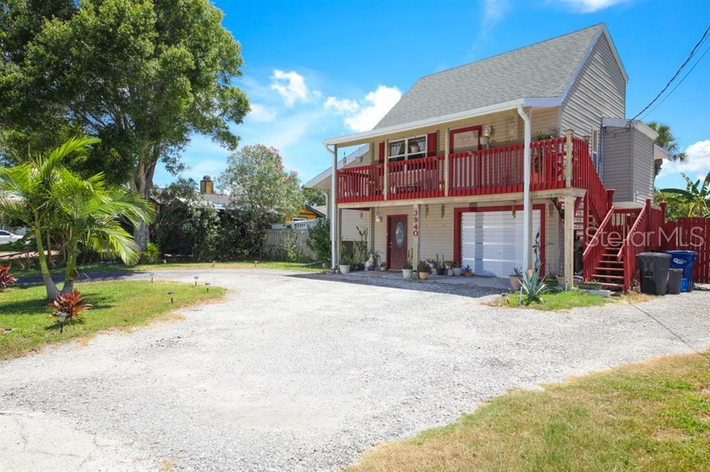 Property Photo:  3940 5th Avenue W  FL 34221 