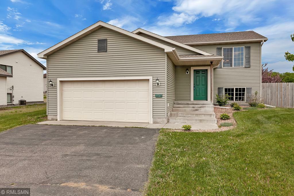 Property Photo:  1727 Park View Lane NE  MN 56379 