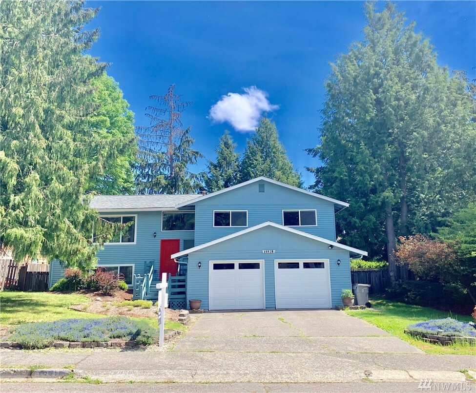 Property Photo:  18828 131st Ave SE  WA 98058 