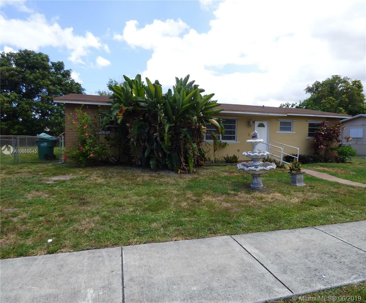 Property Photo:  1320 NE 215th St  FL 33179 