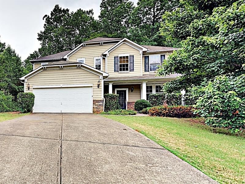 Property Photo: 136 Magnolia Creek Drive 30115