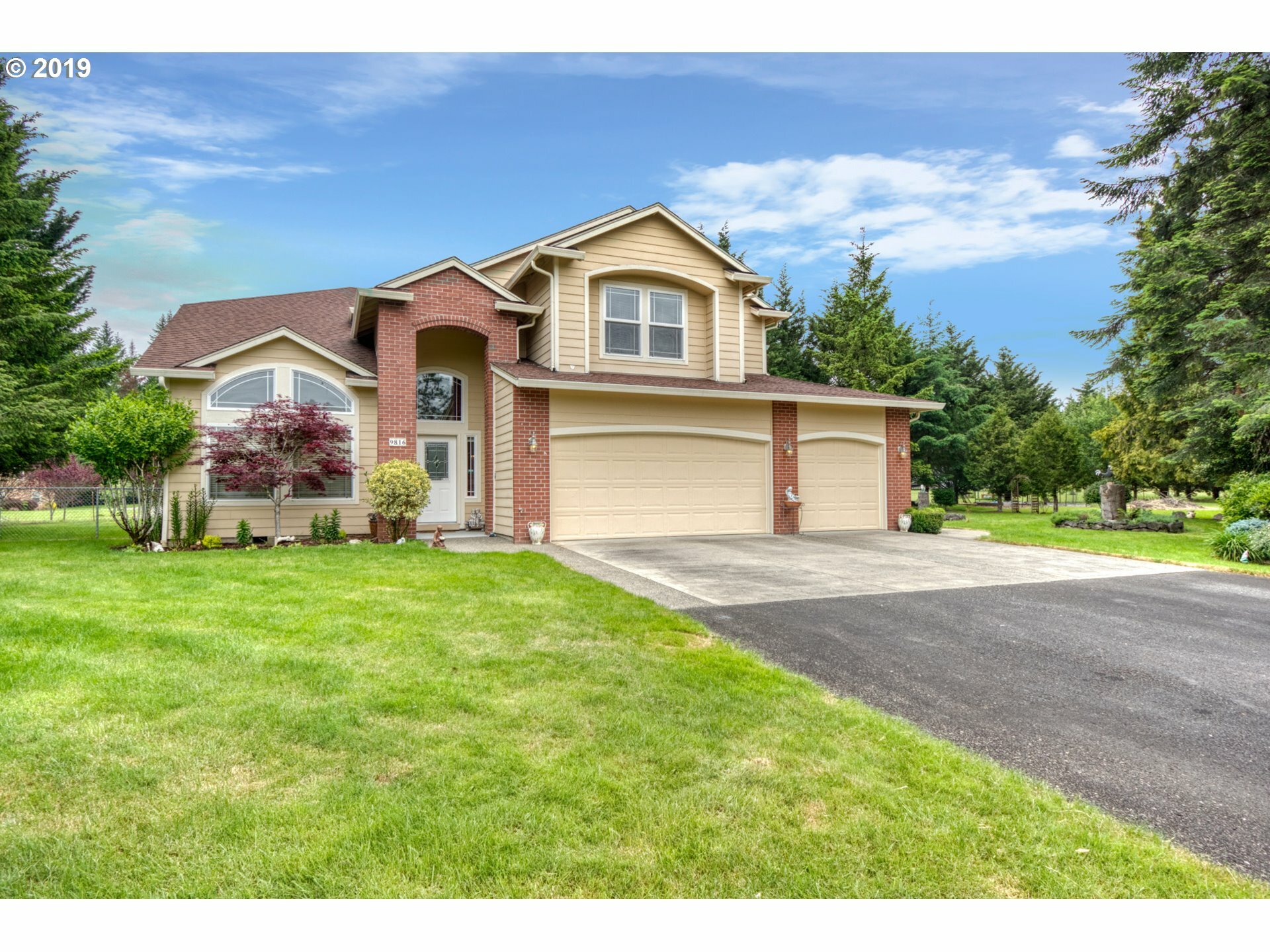Property Photo: 9816 NE 322nd St WA 98629