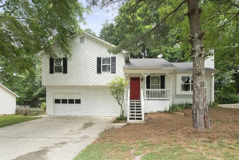 Property Photo: 8080 Sumit Creek Drive NW 30152