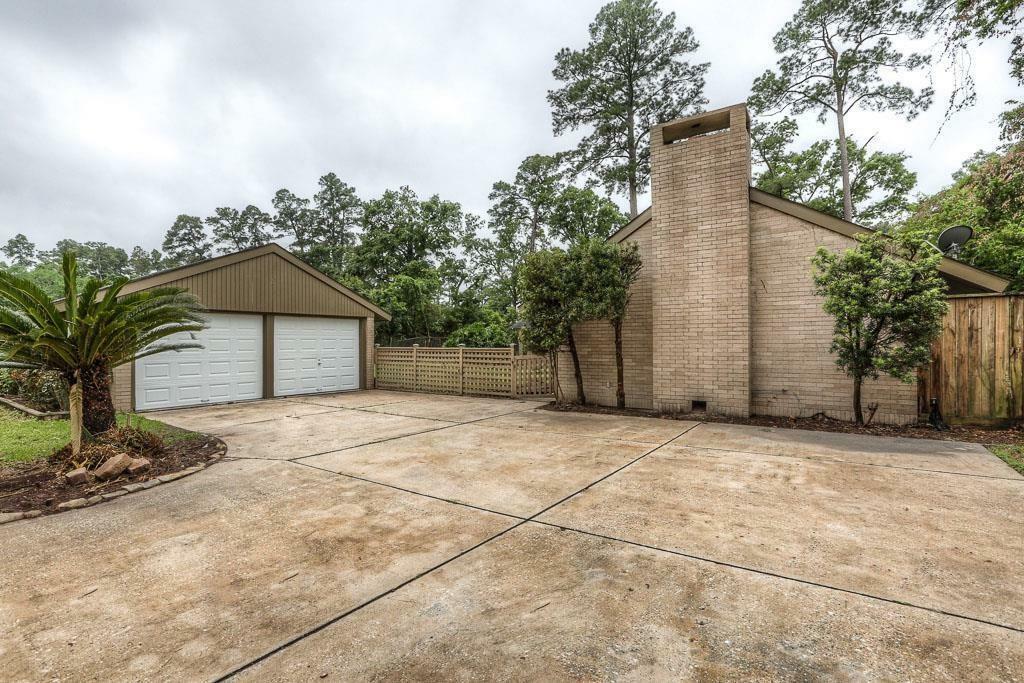 Property Photo:  16211 Creeksouth Road  TX 77068 