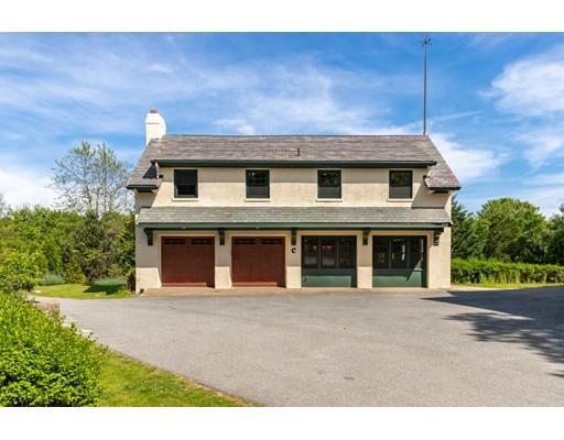 Property Photo:  10 Grapevine Road C  MA 01930 