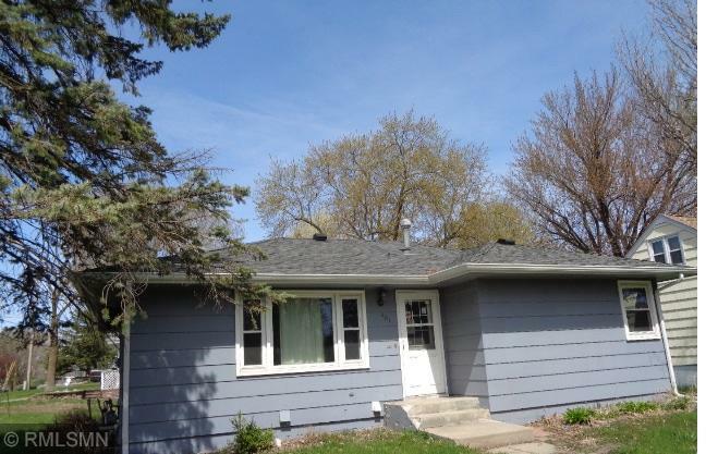 Property Photo:  401 Angel Avenue NW  MN 55388 