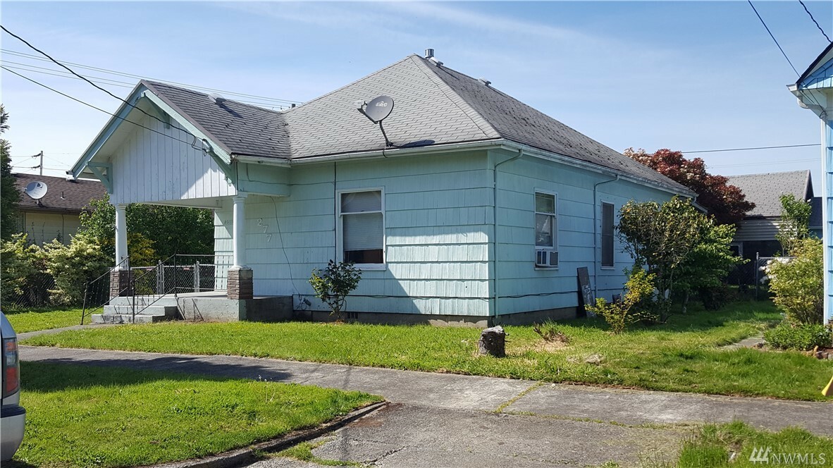 Property Photo:  277 SW Lewis St  WA 98532 