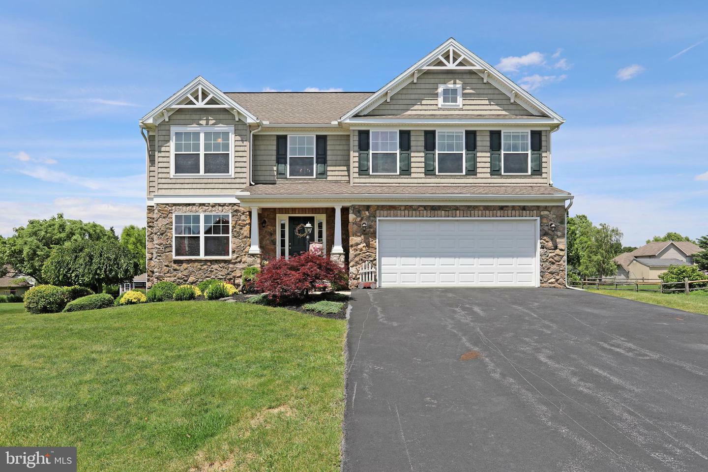 Property Photo:  6413 Bellhurst Drive  PA 17202 