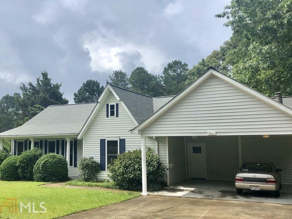 Property Photo: 7401 Cantrell Rd GA 30135