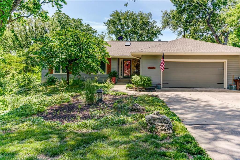 Property Photo: 20905 W 69th Terrace KS 66218