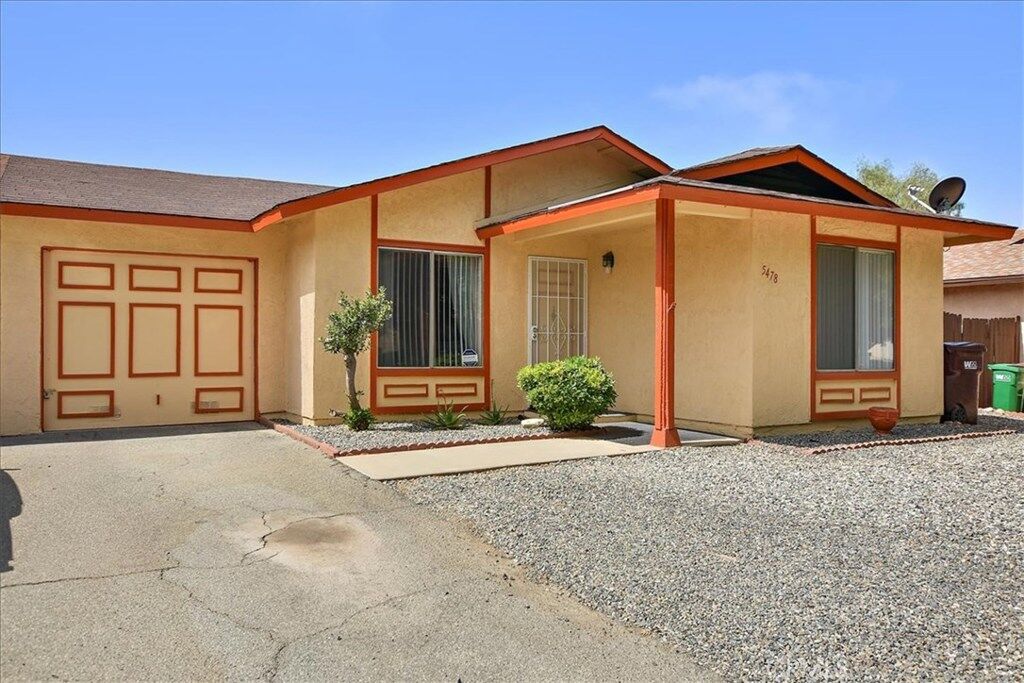 Property Photo:  5478 Ellen Way  CA 92220 
