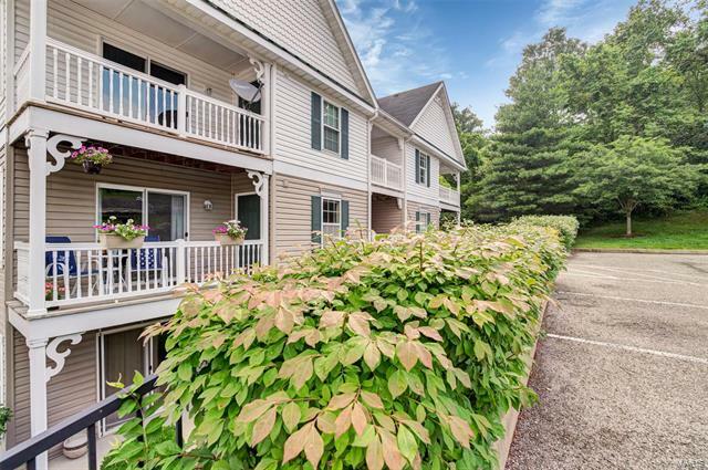Property Photo: 1112 Arbor Creek Drive 2D 63122