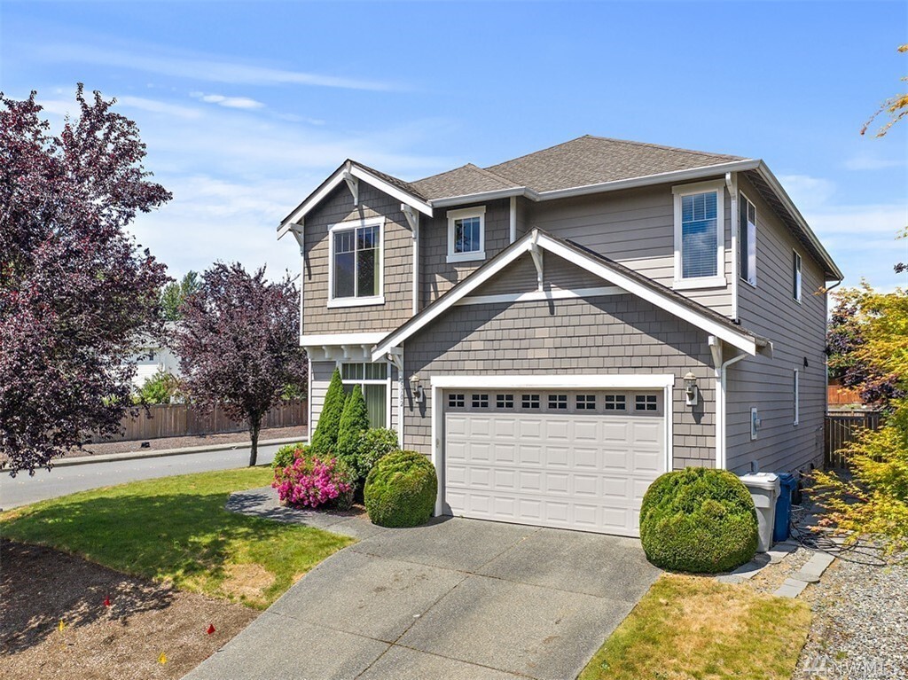 Property Photo: 5702 NE 3rd St WA 98059