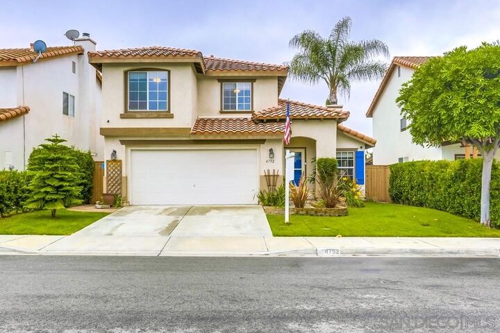 Property Photo:  4752 Lagunita Way  CA 92057 