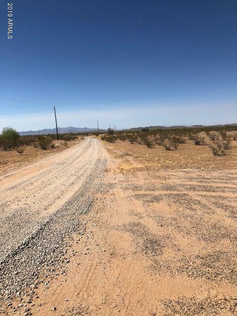 Property Photo:  22xxx S Manzanilla Road  AZ 85326 