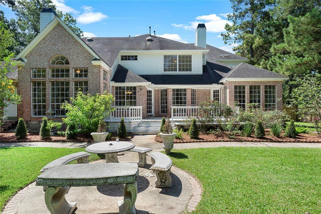 Property Photo: 2310 Kings Trail TX 77339