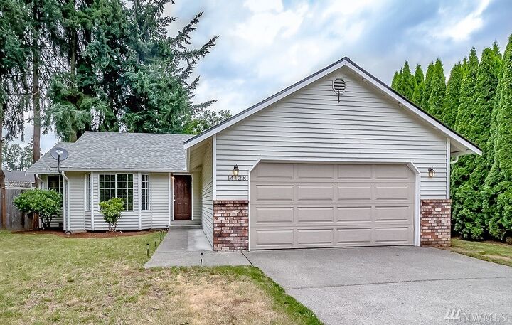 14128 54th Dr NE  Marysville WA 98271 photo