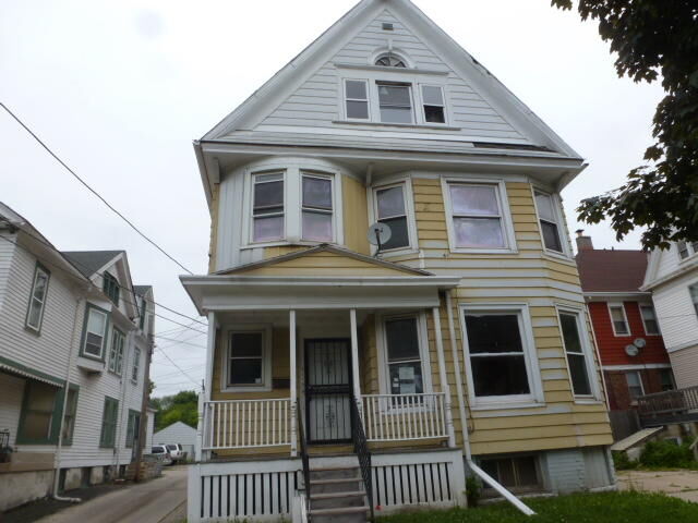 Property Photo:  3114 W Clybourn St  WI 53208 