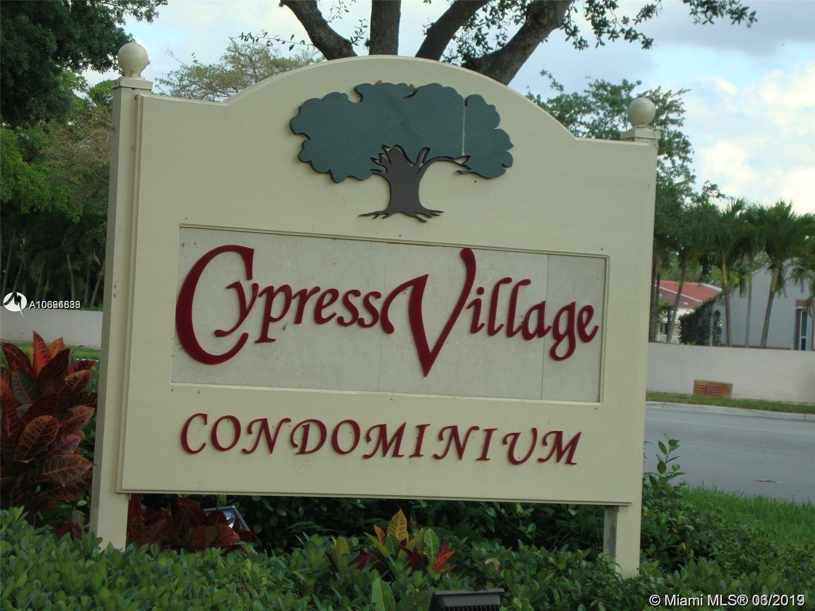 Property Photo: 7120 Fairway Dr L3 FL 33014