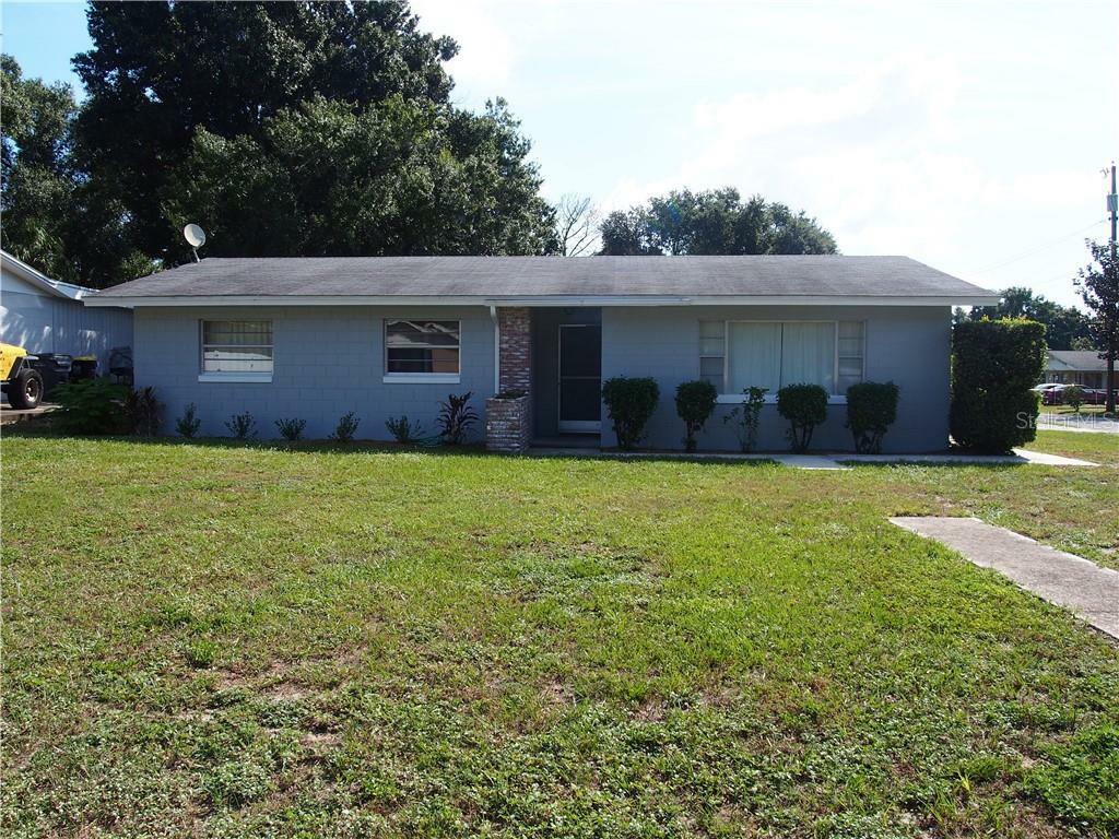 Property Photo:  400 15th Street NE  FL 33881 