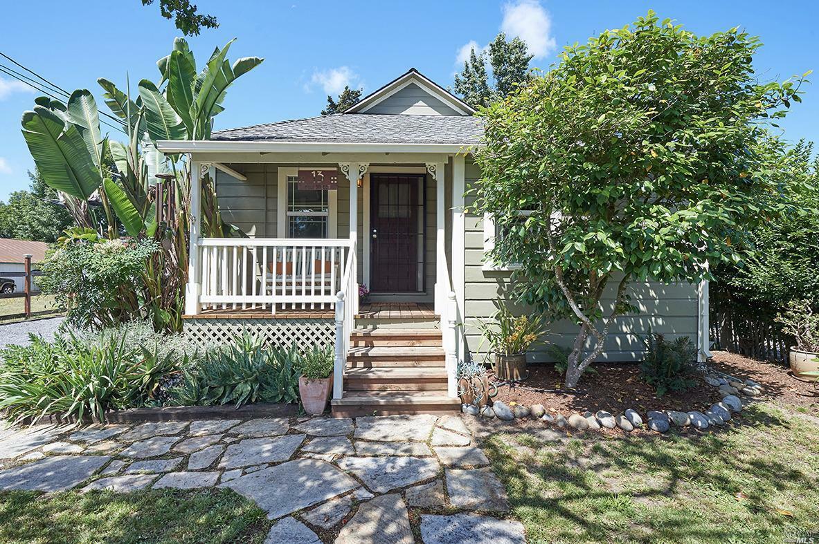 Property Photo:  13 Hull Street  CA 95401 