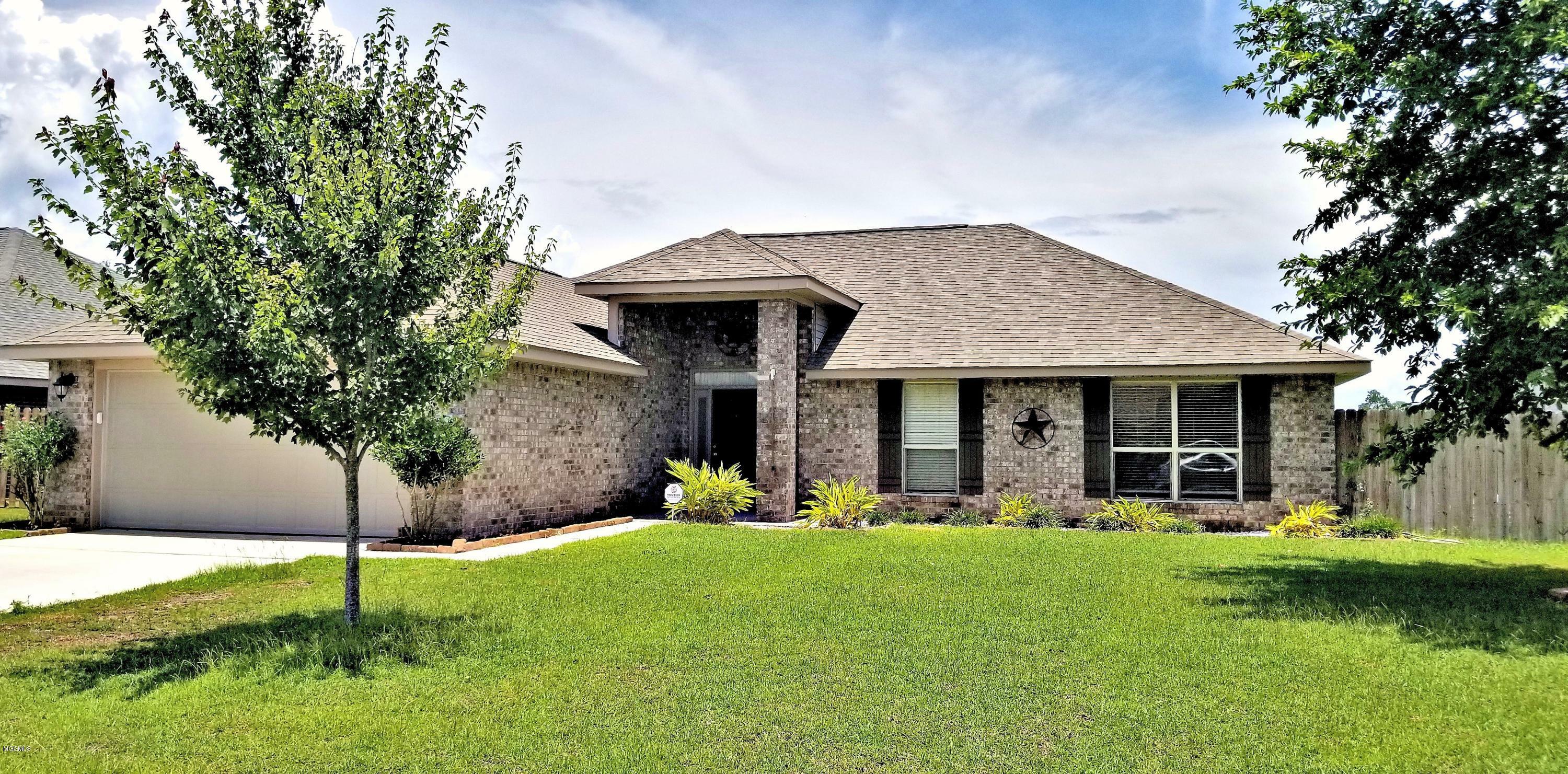 Property Photo:  118 Gannet Lane  MS 39564 