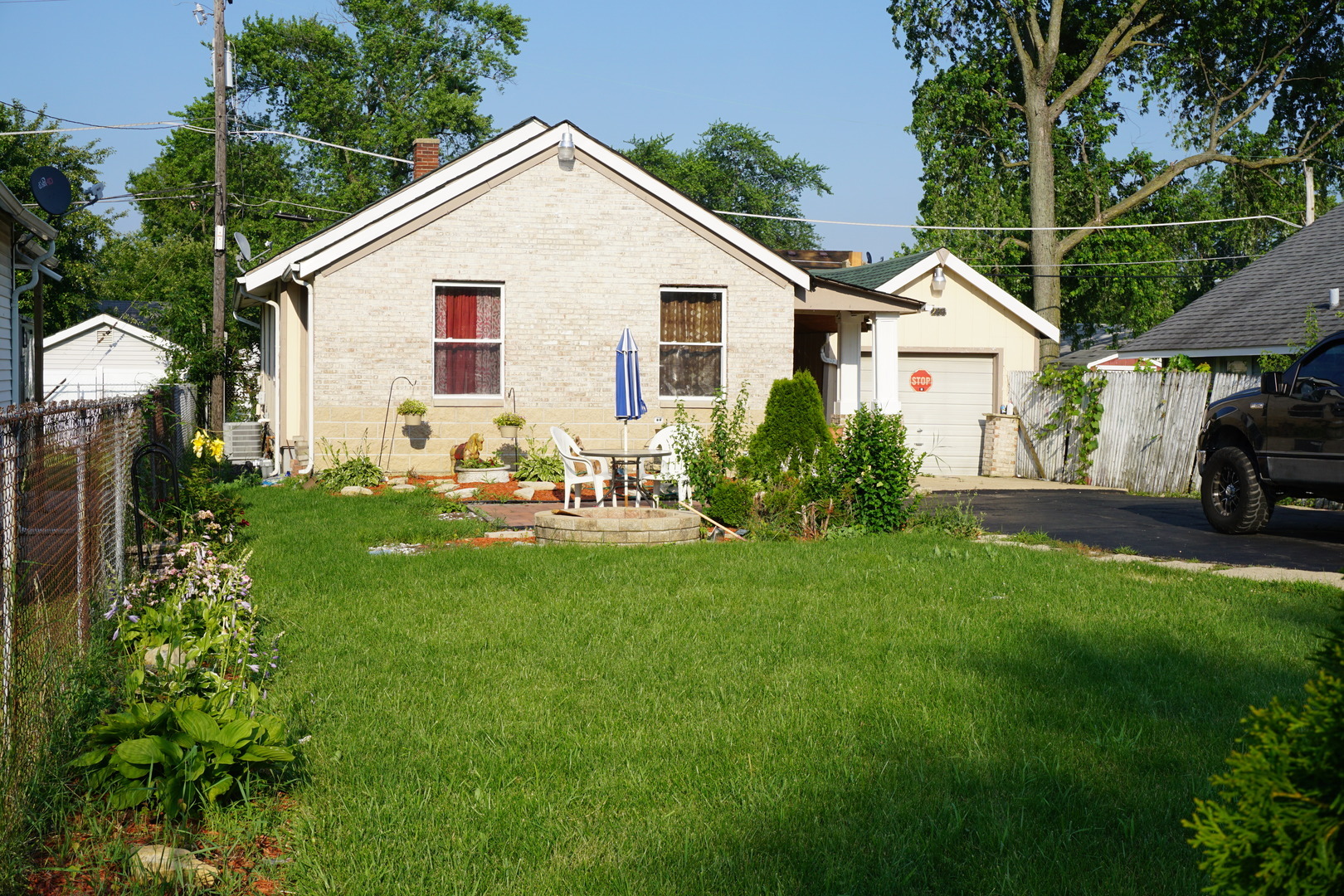 Property Photo:  235 North Farnsworth Avenue  IL 60505 