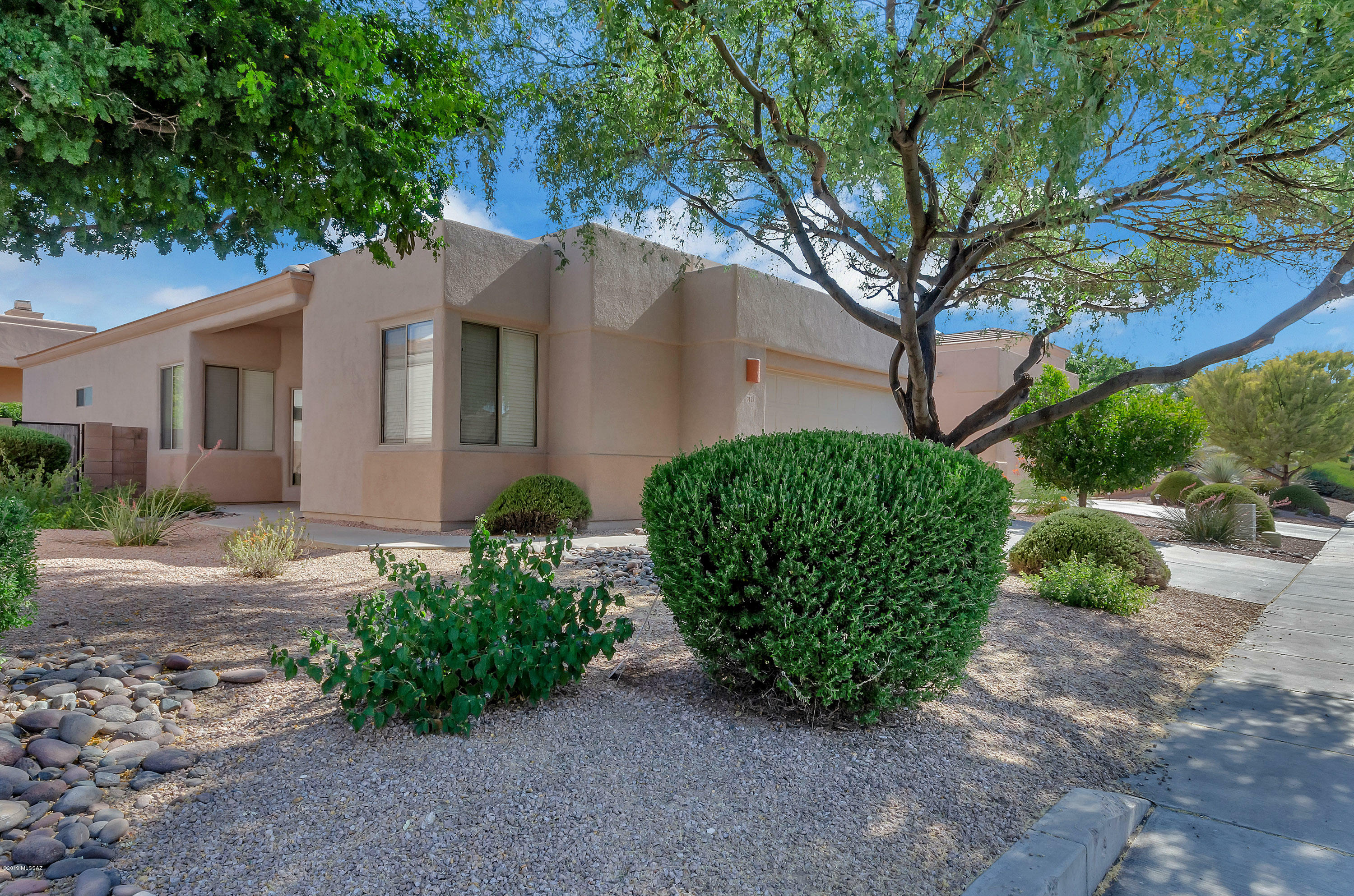 Property Photo:  7438 E Calle Infinito  AZ 85715 