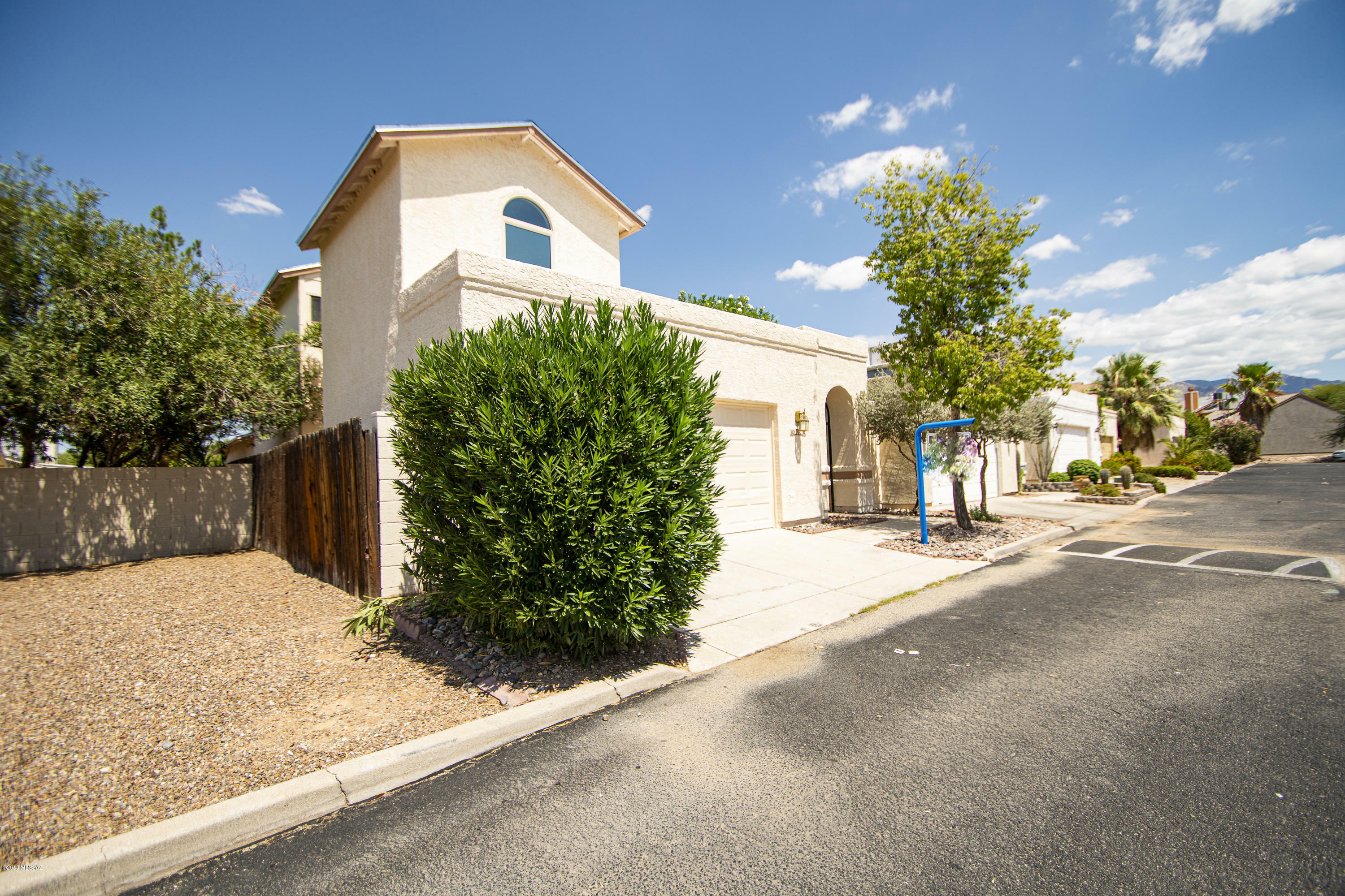 Property Photo: 3054 W Artebella Way AZ 85742