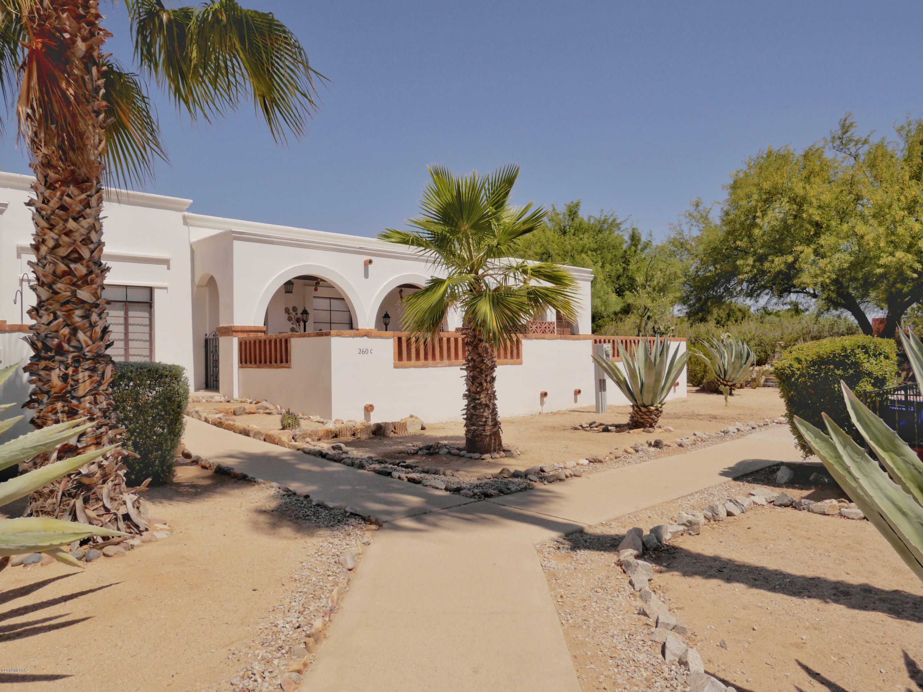 Property Photo:  260 S Paseo Lobo C  AZ 85614 