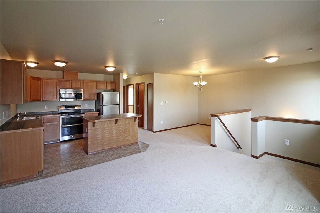 Property Photo:  1006 109th St Ct E 33  WA 98445 